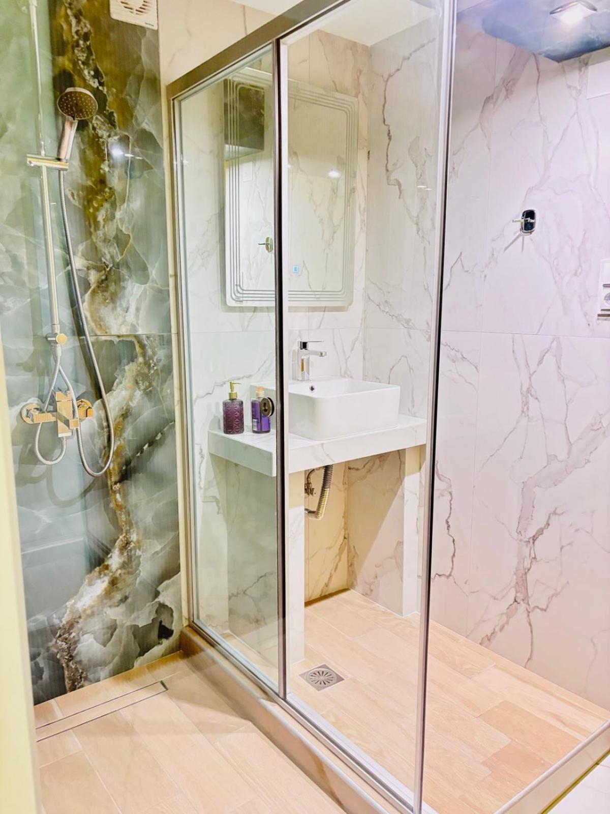 Apartment Jacuzzi Experience By Perfect-living Ioannina