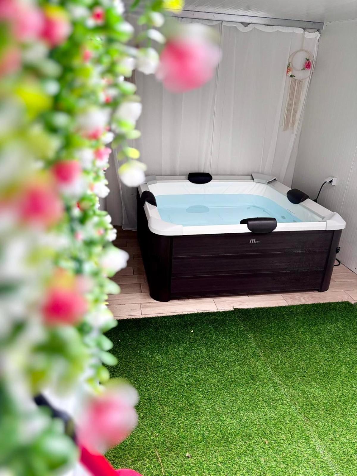Apartment Jacuzzi Experience By Perfect-living Ioannina
